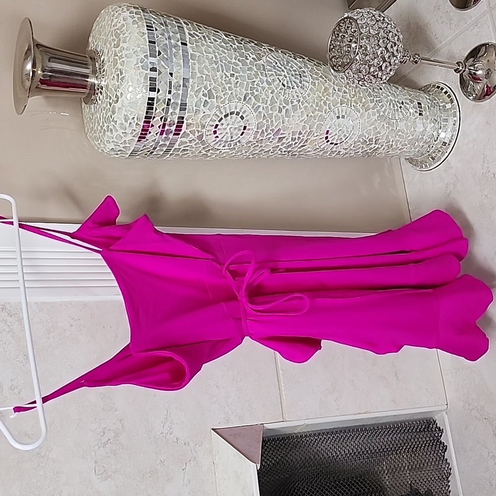 ‼️FINAL PRICE!!‼️  💗 SUSANA MONACO WRAP RUFFLE MAGENTA MINI DRESS 💗 - Picture 5 of 5